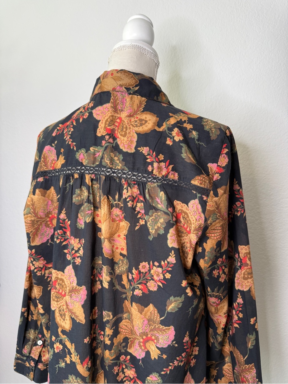 Sundance Blouse Floral Half Button Cotton Lace Detail Black Size M - Picture 5 of 13